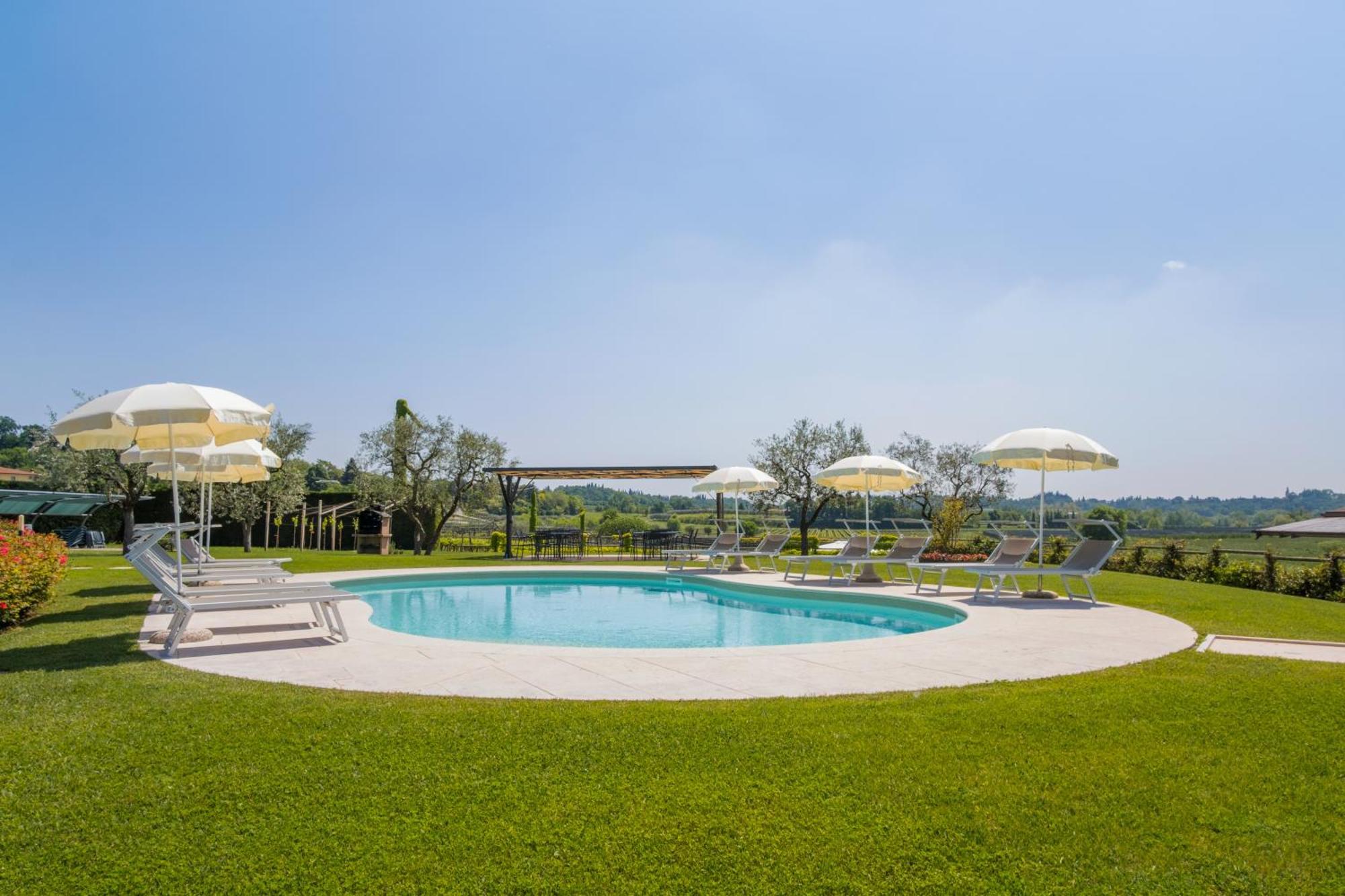 Agriturismo Le Ginestre Lazise Exterior foto